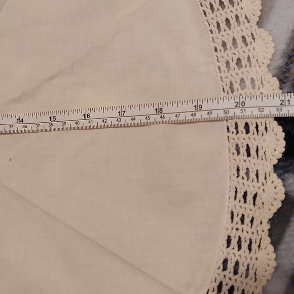 Set of handmade vintage doilies - Picture 2 of 2